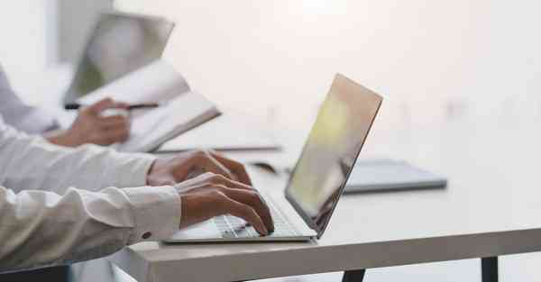 智能语音机器人知识库流程，智能语音机器人叫什么名字