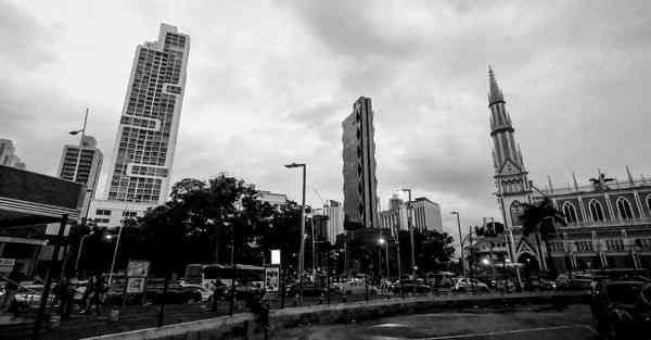 乐观人工智能机器人