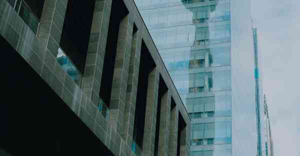 AI绘画宇宙星空效果（AI怎么画宇航员）