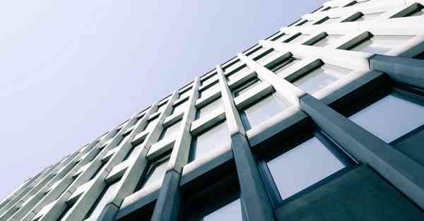 改装人工智能机器：革新与应用