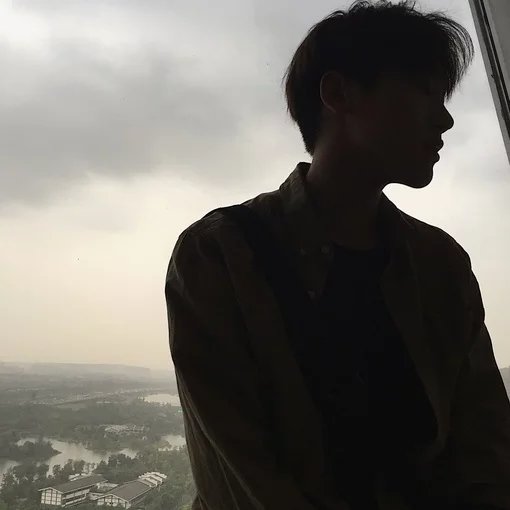 关松婉唯