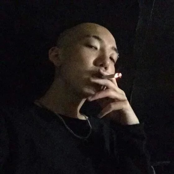 仇芝姬英